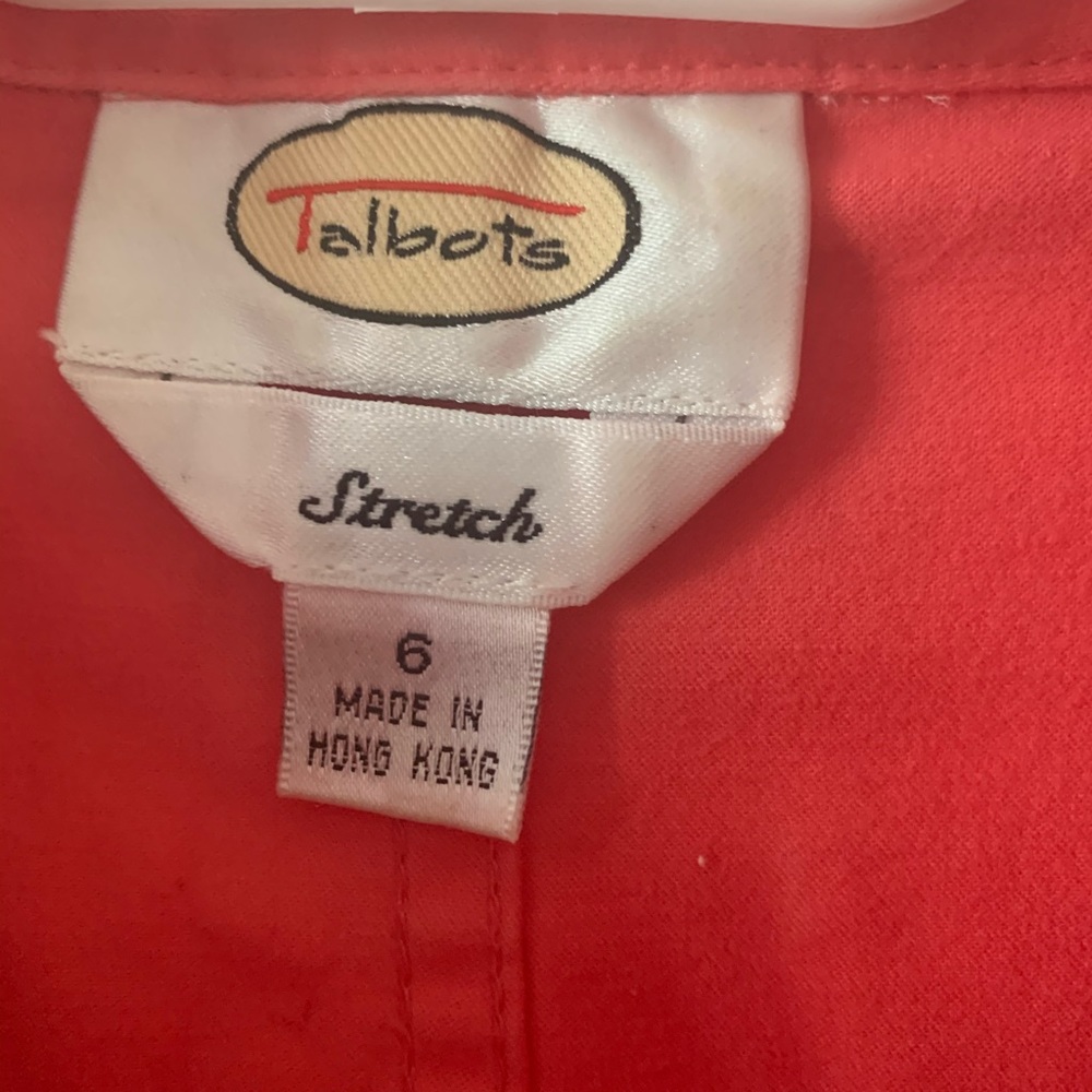 Red blouse - Picture 2 of 3